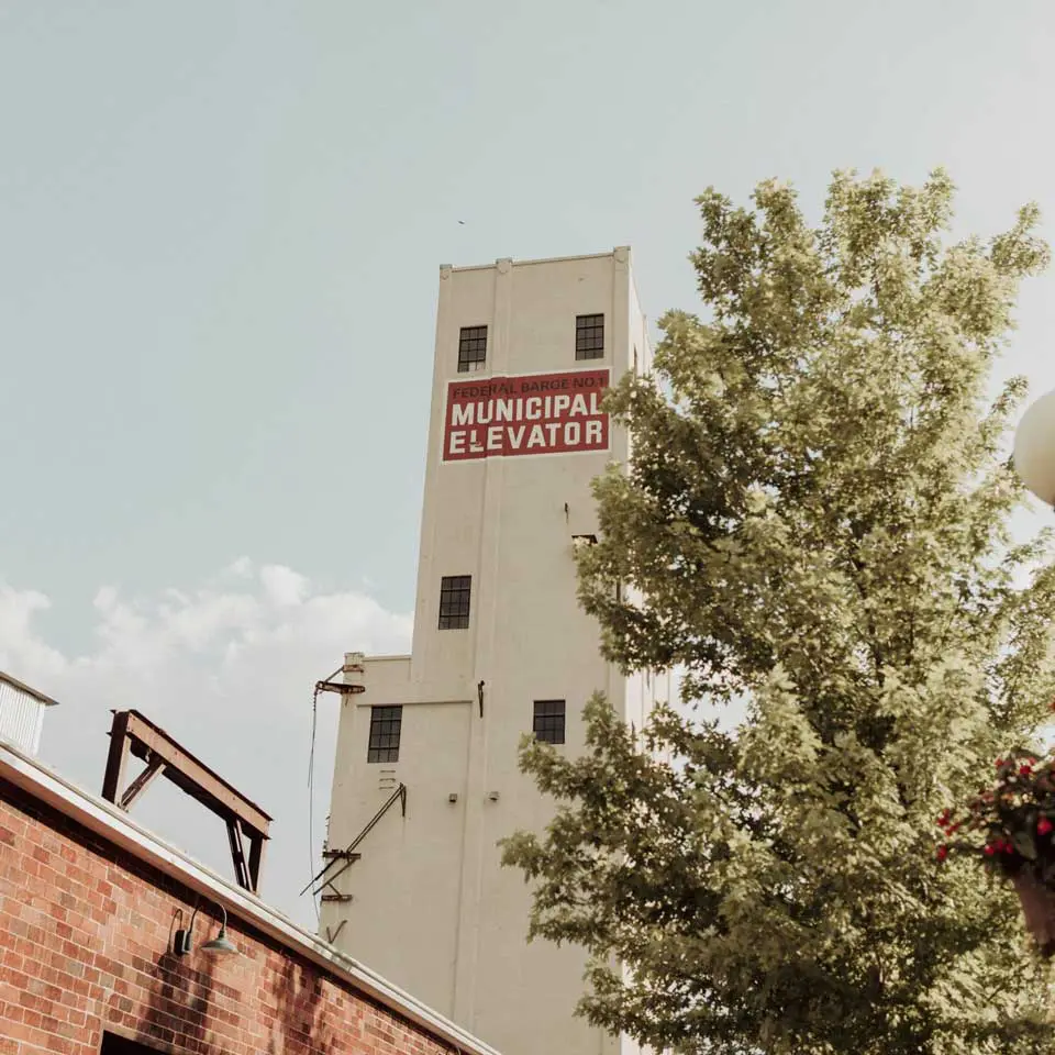 City House Municipal Elevator with blue sky